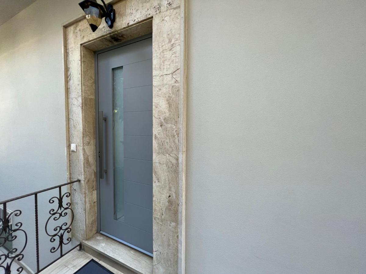 The Nest Of Urban Living By 8essentially Chania (Crete)